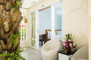 Apple Villa and Apartment