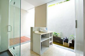 Apple Villa and Apartment