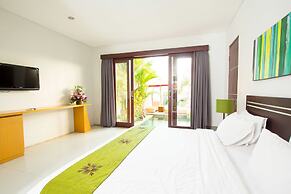 Apple Villa and Apartment