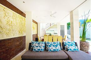 Apple Villa and Apartment