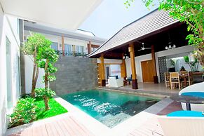 Apple Villa and Apartment