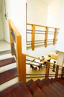 Apple Villa and Apartment