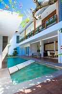 Apple Villa and Apartment