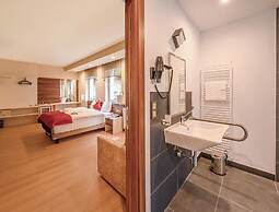 Sunday Schwarzbachtal Hideaway Resort