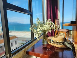 Happy Light Central Nha Trang