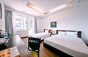Happy Light Central Nha Trang