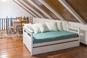 Porto de Abrigo Guest House