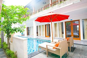 Apple Villa & Suite Seminyak