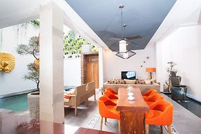 Apple Villa & Suite Seminyak