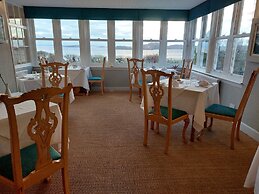 Summer Isles Hotel