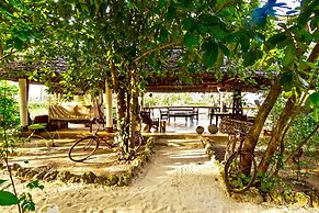 Mangrove Lodge