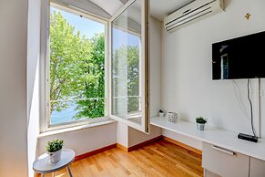 Desenzanoloft – Blue Eyes