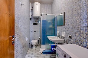 Desenzanoloft – Blue Eyes