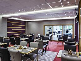 Mercure St Helens