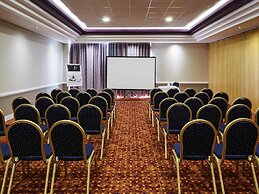 Mercure St Helens