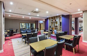 Mercure St Helens