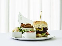 Mercure St Helens
