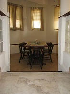 Maya's Bajan Villas - Unit A