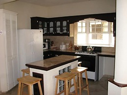 Maya's Bajan Villas - Unit A