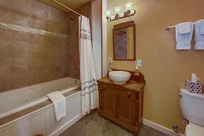 Carlisle Garden Suites