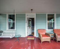 Carlisle Garden Suites