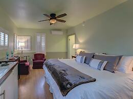 Carlisle Garden Suites