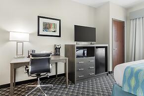 Best Western Plus Waller Hotel