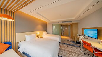 Holiday Inn Express Linyi Riverside by IHG