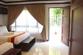 Veranda Suites and Restaurant