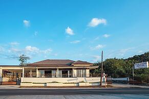 Veranda Suites and Restaurant