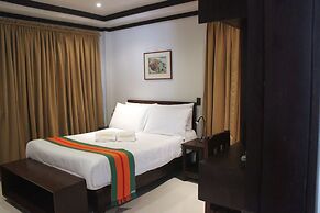 Veranda Suites and Restaurant