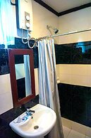 Veranda Suites and Restaurant