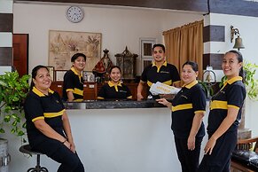 Veranda Suites and Restaurant