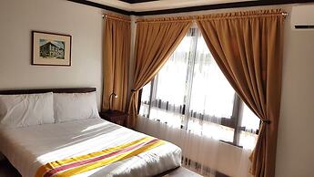 Veranda Suites and Restaurant