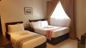 Veranda Suites and Restaurant