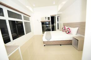 EON Centennial Soho Hotel