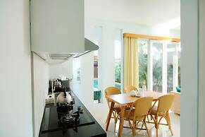 Apple Suite Apartment