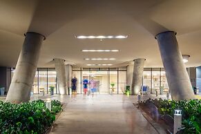 Adlas Condo by the Beach