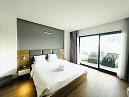 Royal Dragon Boutique Hotel