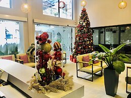 Royal Dragon Boutique Hotel