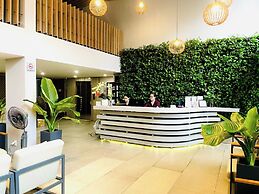 Royal Dragon Boutique Hotel