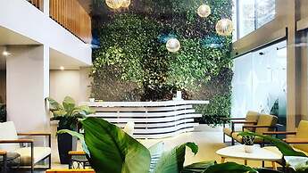 Royal Dragon Boutique Hotel