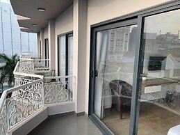 Royal Dragon Boutique Hotel