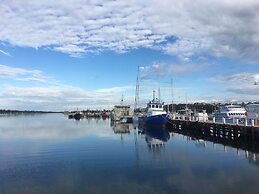 Coastal Waters Motor Inn