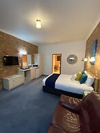 Coastal Waters Motor Inn