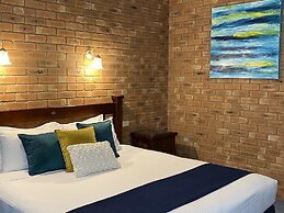 Coastal Waters Motor Inn