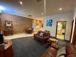 Coastal Waters Motor Inn