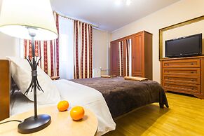 Apartment on Budapeshtskaya 7