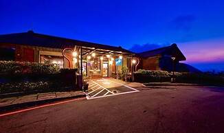 Yanmin Hot Spring Resort