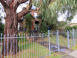 Central Holiday House at 29 Church in Cowes